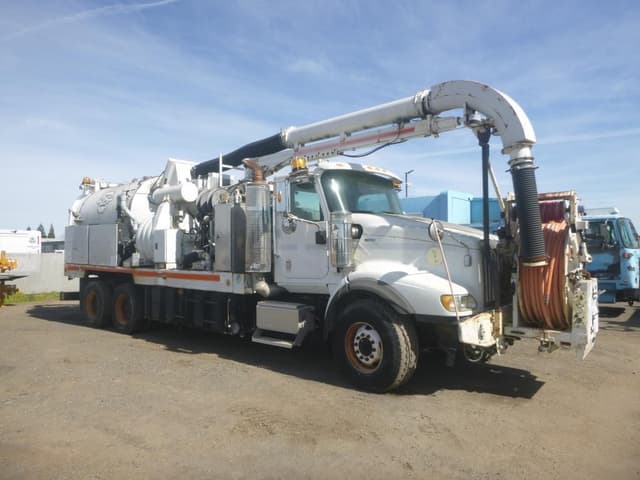 Image of International Paystar equipment image 1