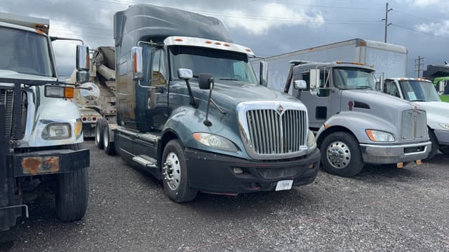 Image of International ProStar equipment image 2