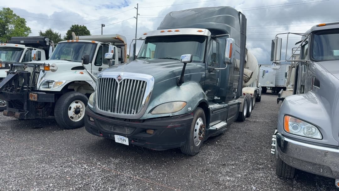 Image of International ProStar Primary image