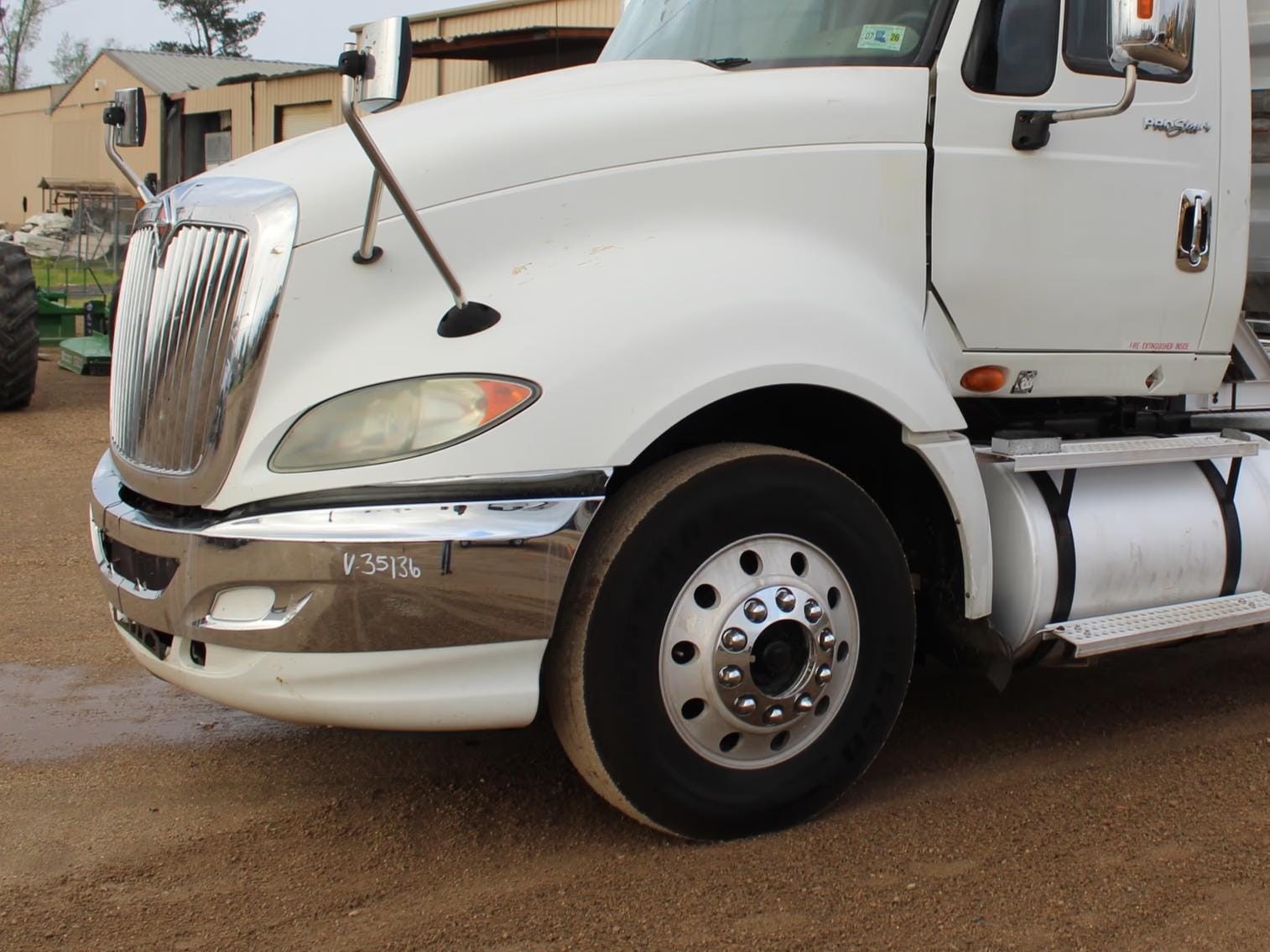 2012 International ProStar+ 122 Equipment Image0