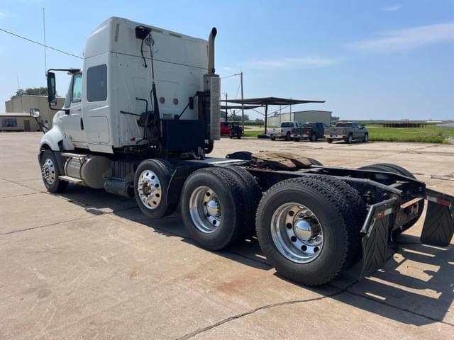 Image of International ProStar Plus 122 equipment image 4