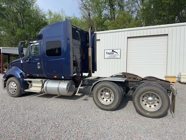 Image of International ProStar equipment image 2