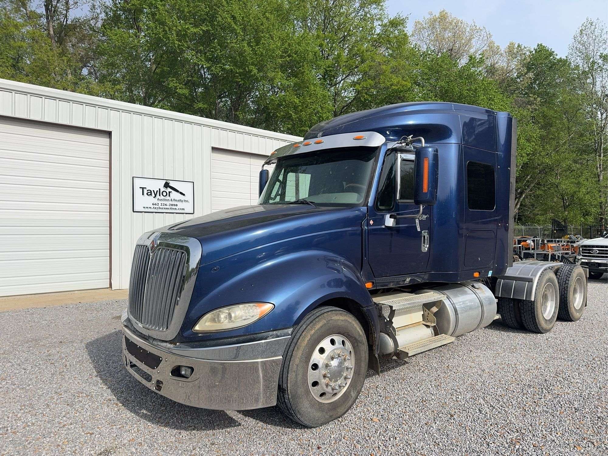 2012 International ProStar Equipment Image0