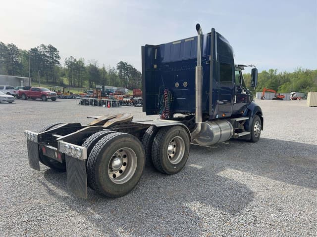 Image of International ProStar equipment image 4