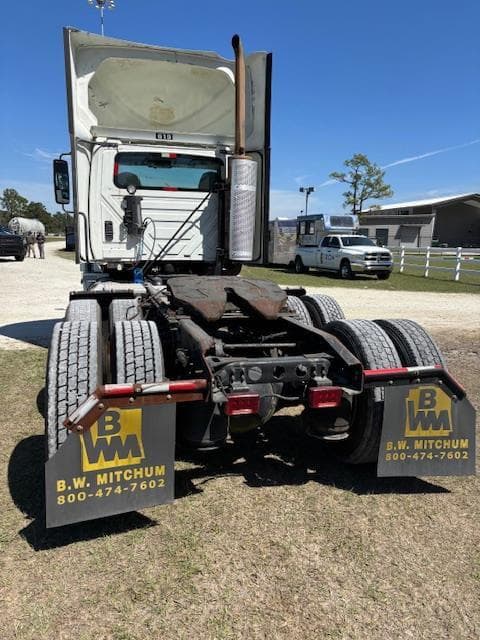 Image of International ProStar equipment image 4