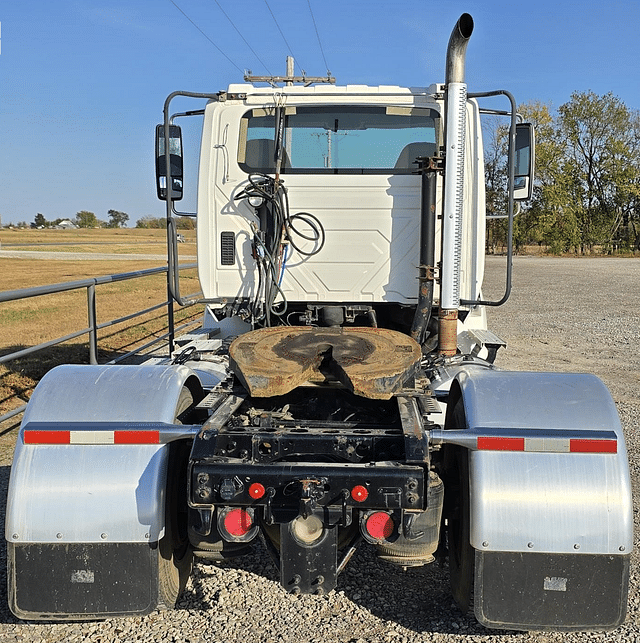 Image of International ProStar equipment image 3