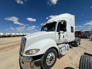 Main image International Prostar Plus