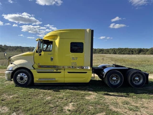 Image of International ProStar equipment image 1