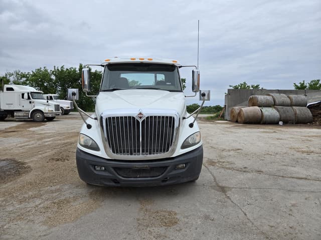 Image of International ProStar equipment image 4