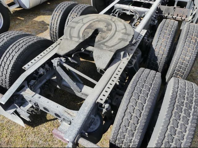 Image of International ProStar equipment image 4