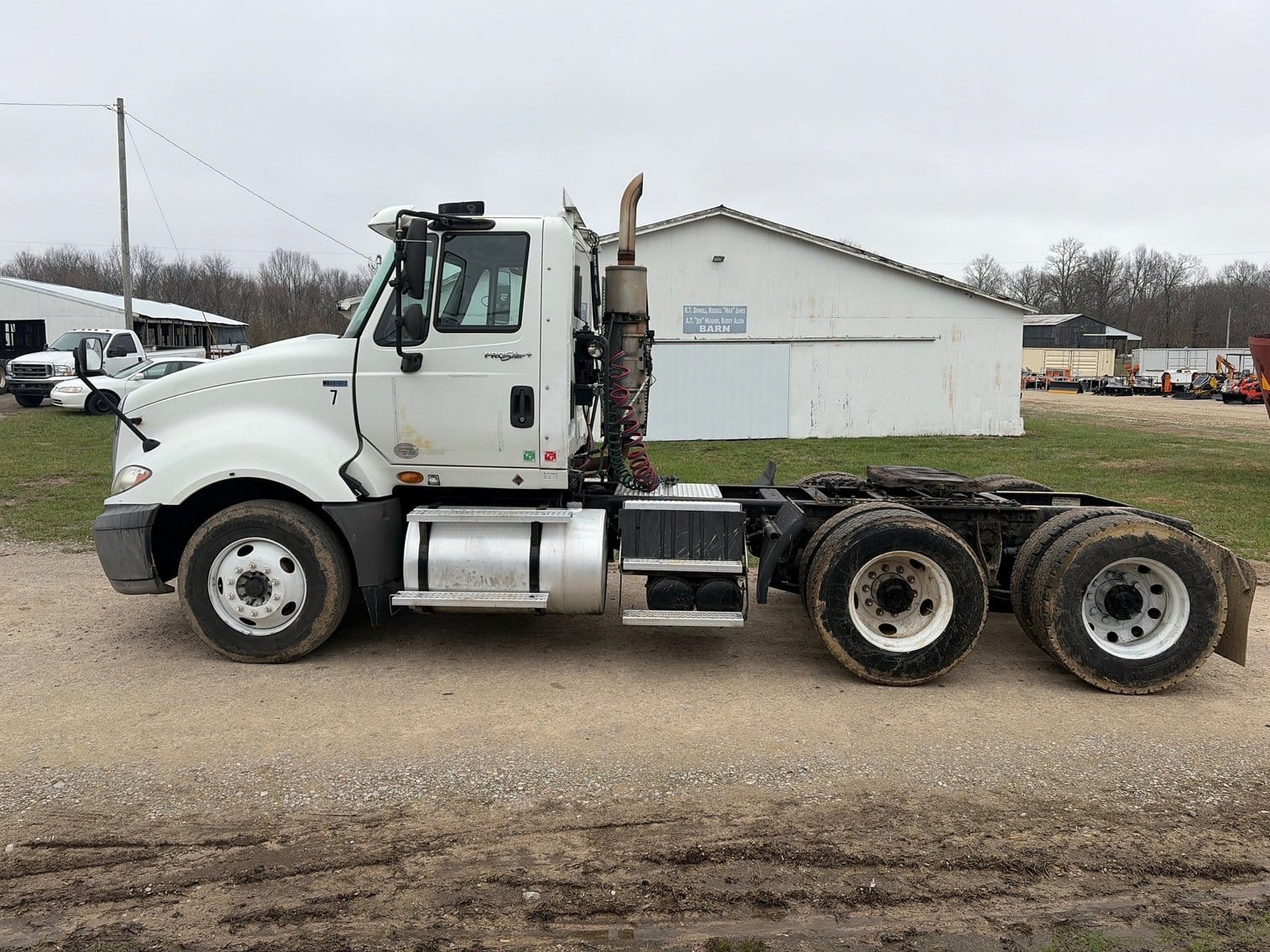 2012 International ProStar Equipment Image0