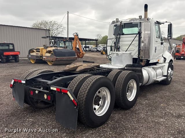 Image of International Prostar Plus equipment image 4