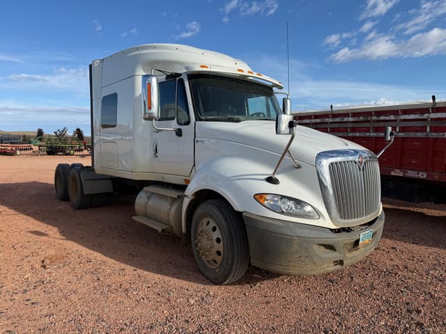 Image of International ProStar+ 122 equipment image 2