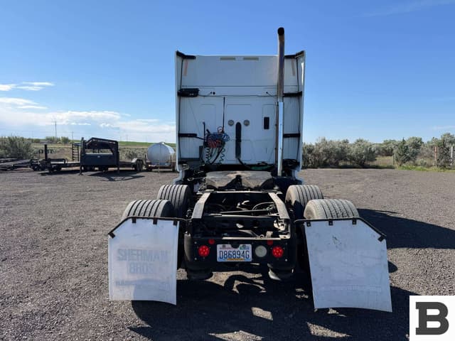 Image of International Prostar Plus equipment image 3