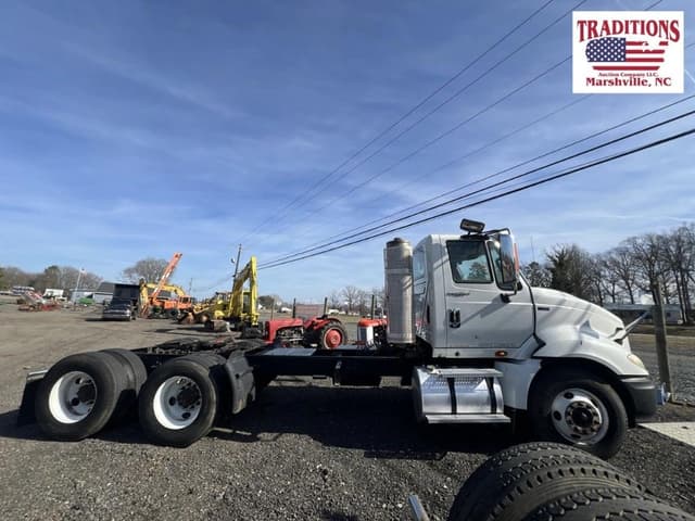 Image of International ProStar equipment image 2