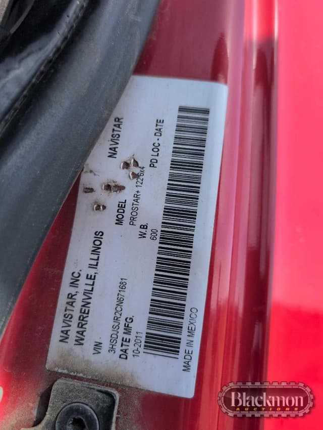 Image of International ProStar Plus 122 equipment image 1