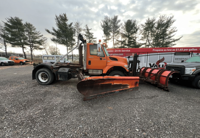 Image of International SA525 equipment image 3