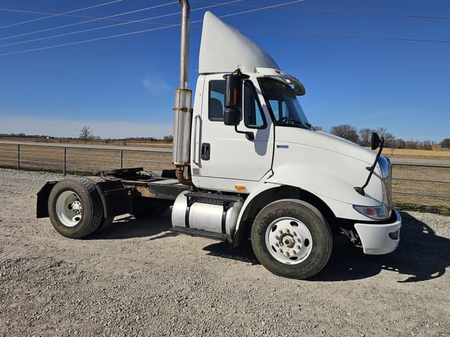 Image of International  Transtar 8600 equipment image 4