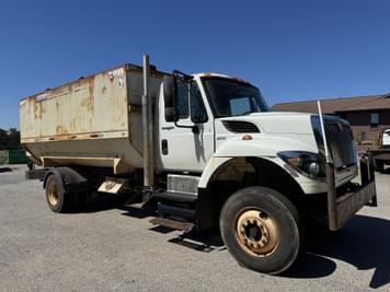 Main image International Workstar 7400