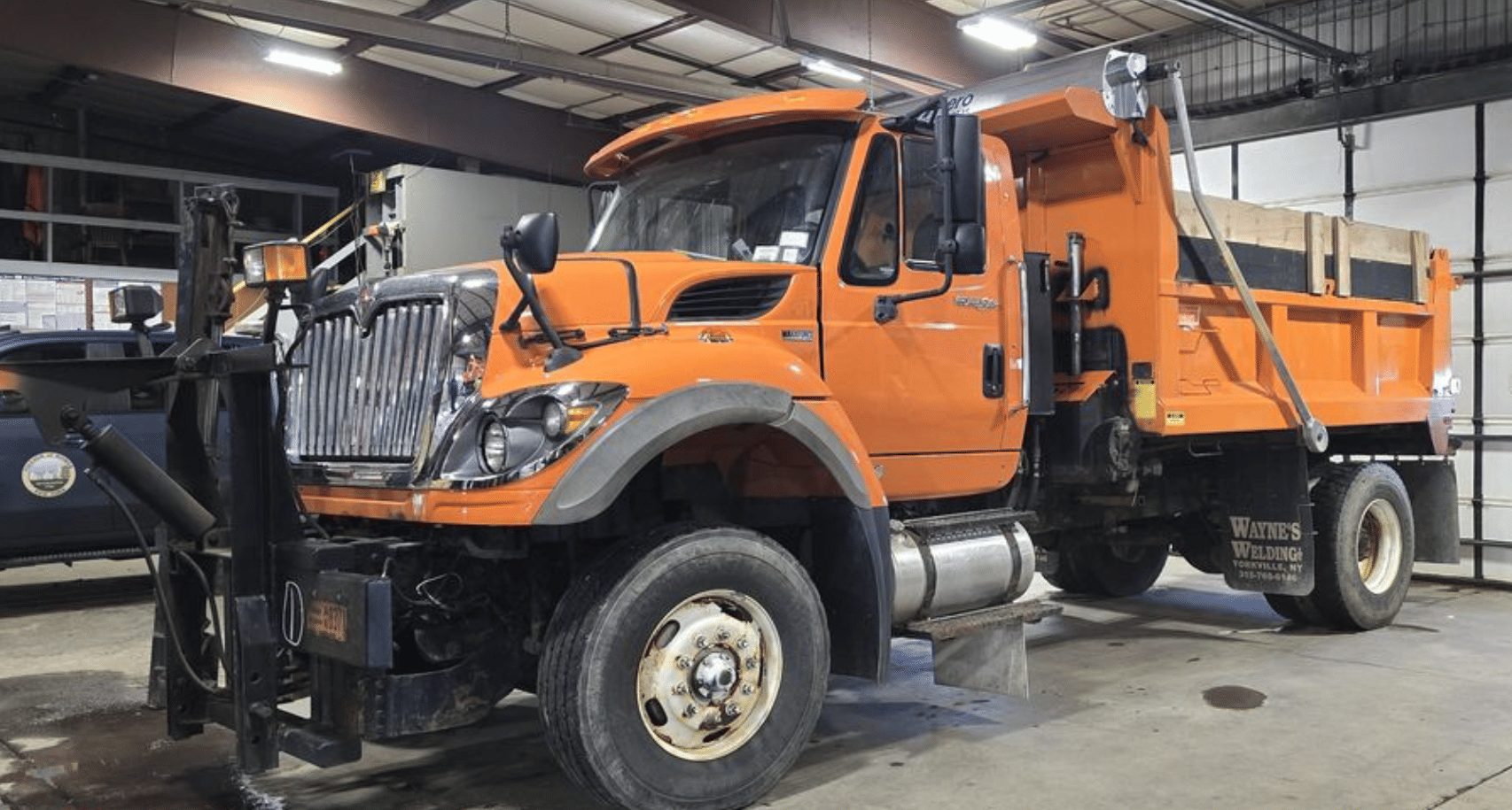 2012 International Workstar 7500 Equipment Image0