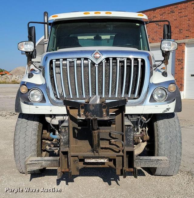 Image of International Workstar 7500 equipment image 1