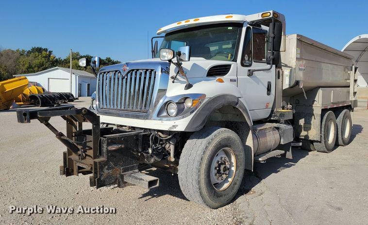 2012 International Workstar 7500 Equipment Image0