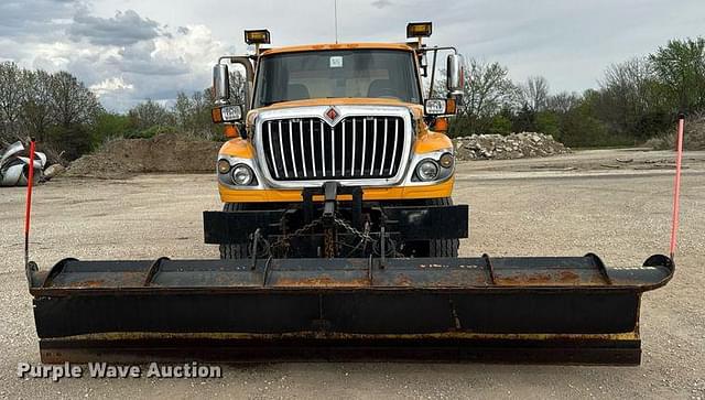 Image of International Workstar 7500 equipment image 1