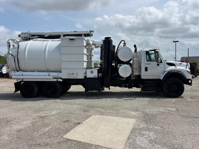 Image of International Workstar equipment image 3