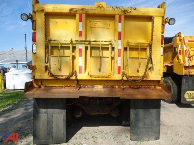 Image of International WorkStar 7600 equipment image 3