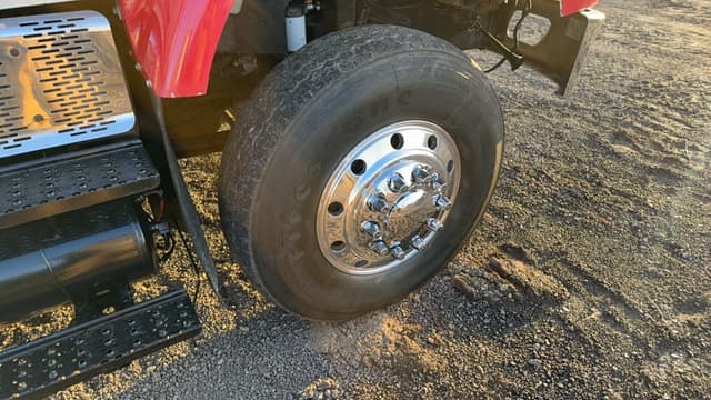 Image of International Workstar equipment image 4