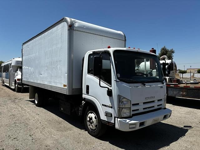Image of Isuzu NQR equipment image 1