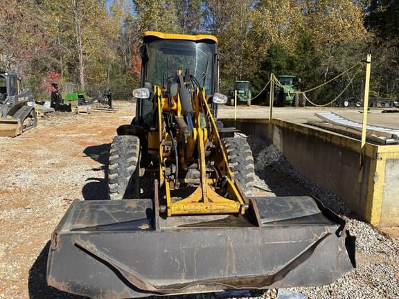 Image of JCB 406 equipment image 3