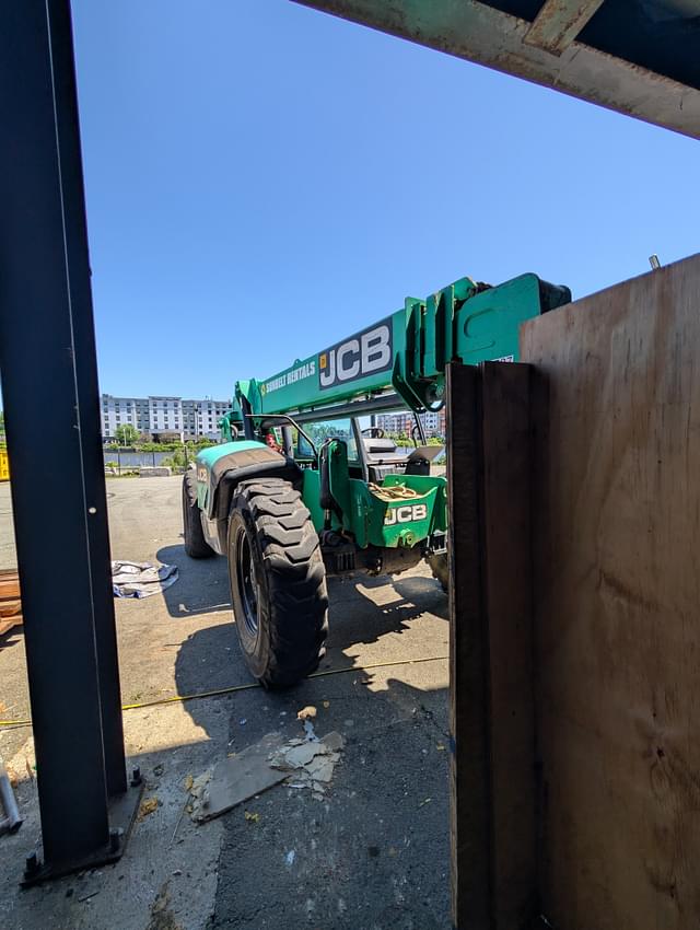 Image of JCB 509-42 equipment image 4
