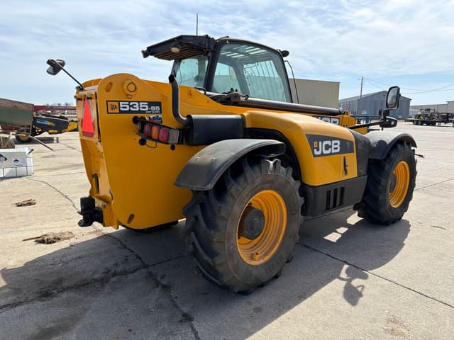 Image of JCB 535-95 equipment image 2