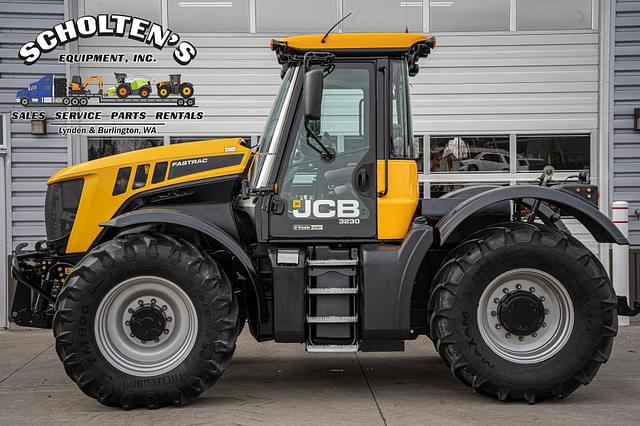 Image of JCB Fastrac 3230 equipment image 1