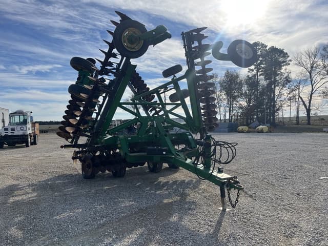 Image of John Deere 2623 equipment image 1