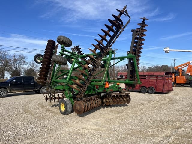 Image of John Deere 2623 equipment image 3