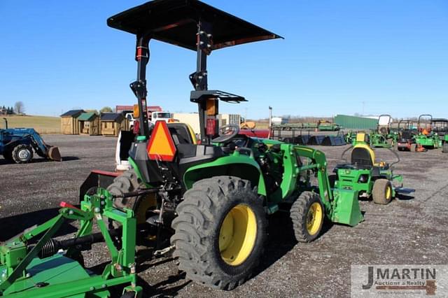 Image of John Deere 3025E equipment image 1