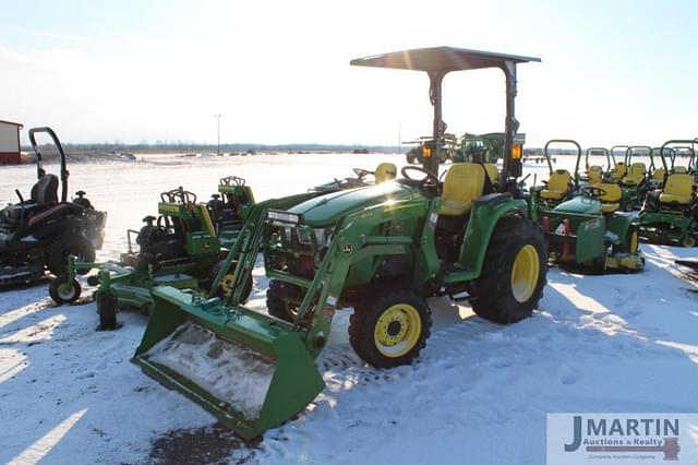 Image of John Deere 3025E equipment image 1