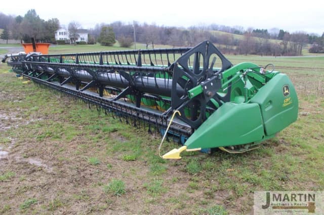Image of John Deere 635F equipment image 3