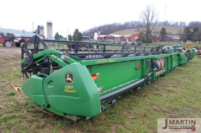 Image of John Deere 635F equipment image 2