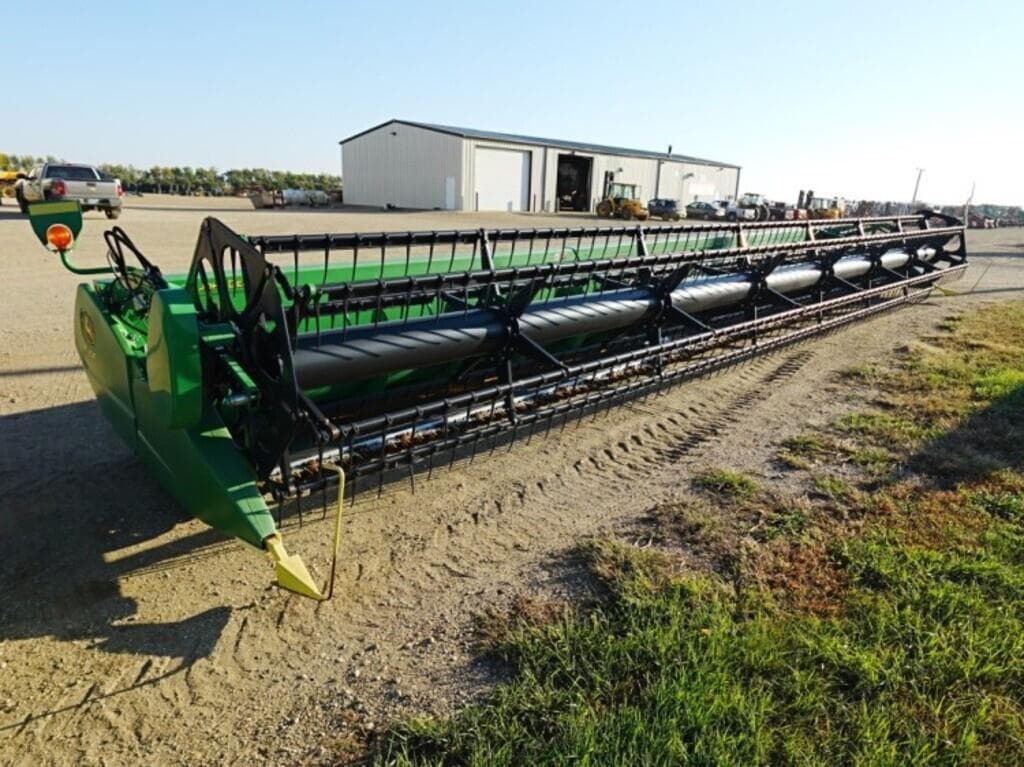 Image of John Deere 635F Primary image