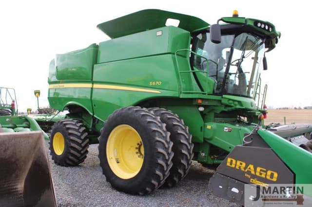 Image of John Deere S670 equipment image 1