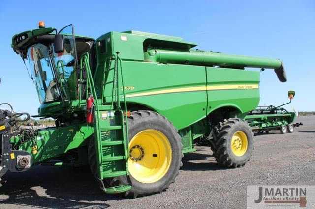 Image of John Deere S670 equipment image 2