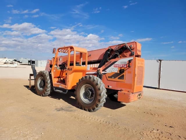 Image of JLG 10054 equipment image 2