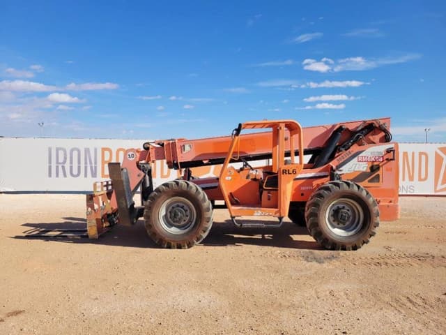 Image of JLG 10054 equipment image 1