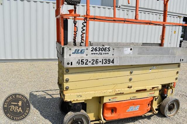 Image of JLG 2630ES equipment image 2