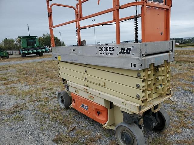 Image of JLG 2630ES equipment image 1