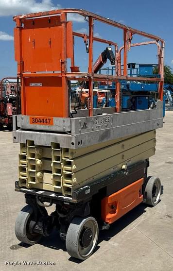 Main image JLG 2630ES