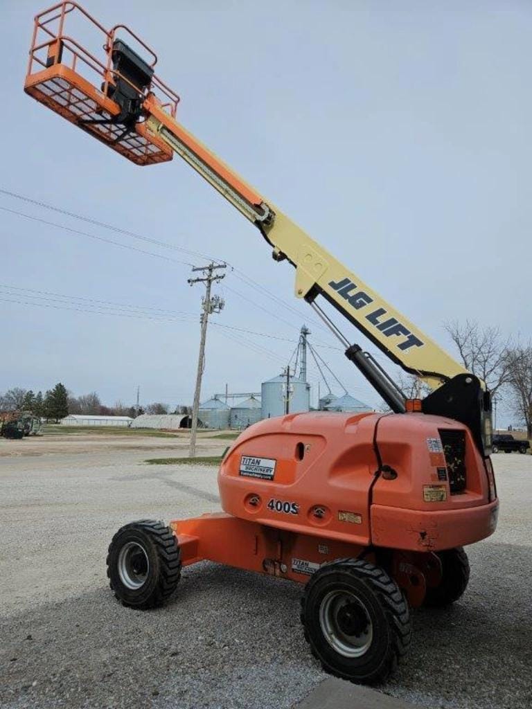 Main image JLG 400S